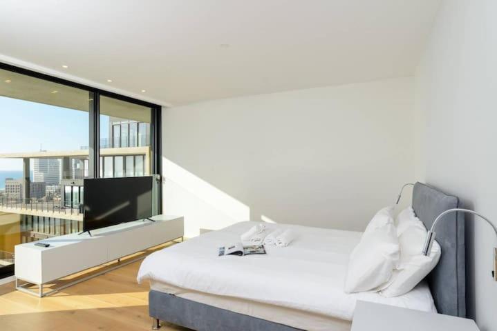Luxurious 5br Penthouse With Sea View By Holyguest Tel Aviv